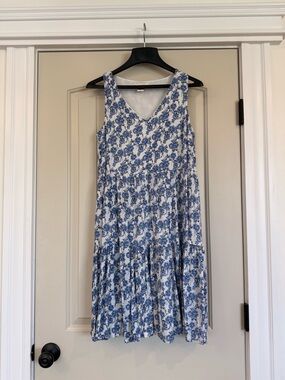 Blue Floral V-Neck Sleeveless Tiered Dress